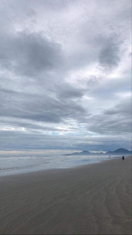 Casa na praia - Balneário Gaivotas Itanhaém Esterno foto